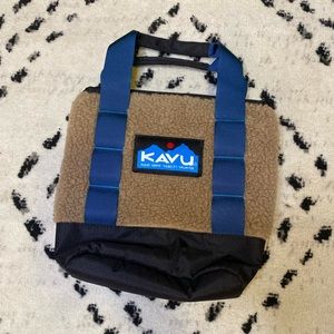 Kavu Brown Sherpa mini Tote with Blue Straps and Black Base